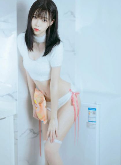 吃奶舔下面视频
