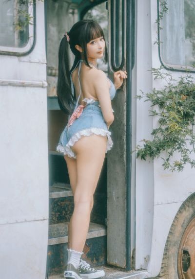 商务旅行戴绿帽女老板同房