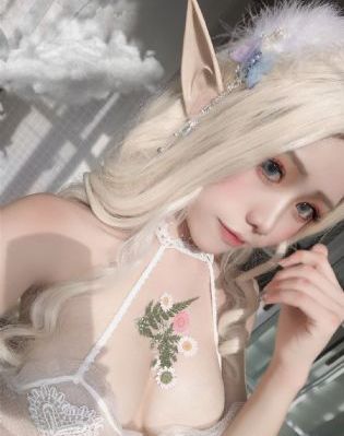 美女被脱脱内衣免费的软件